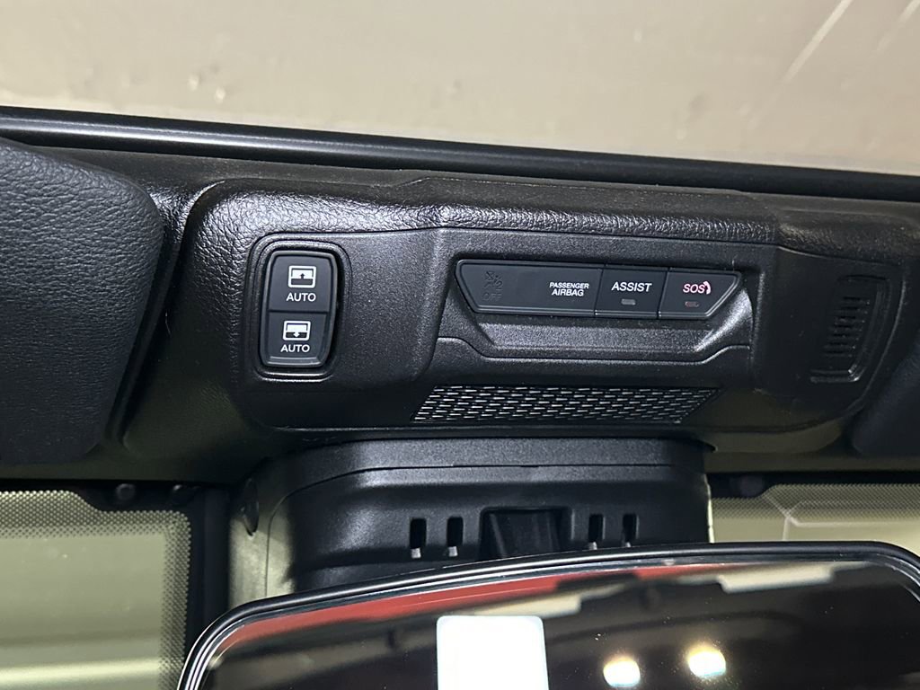 Used 2024 Jeep Wrangler Unlimited image 26