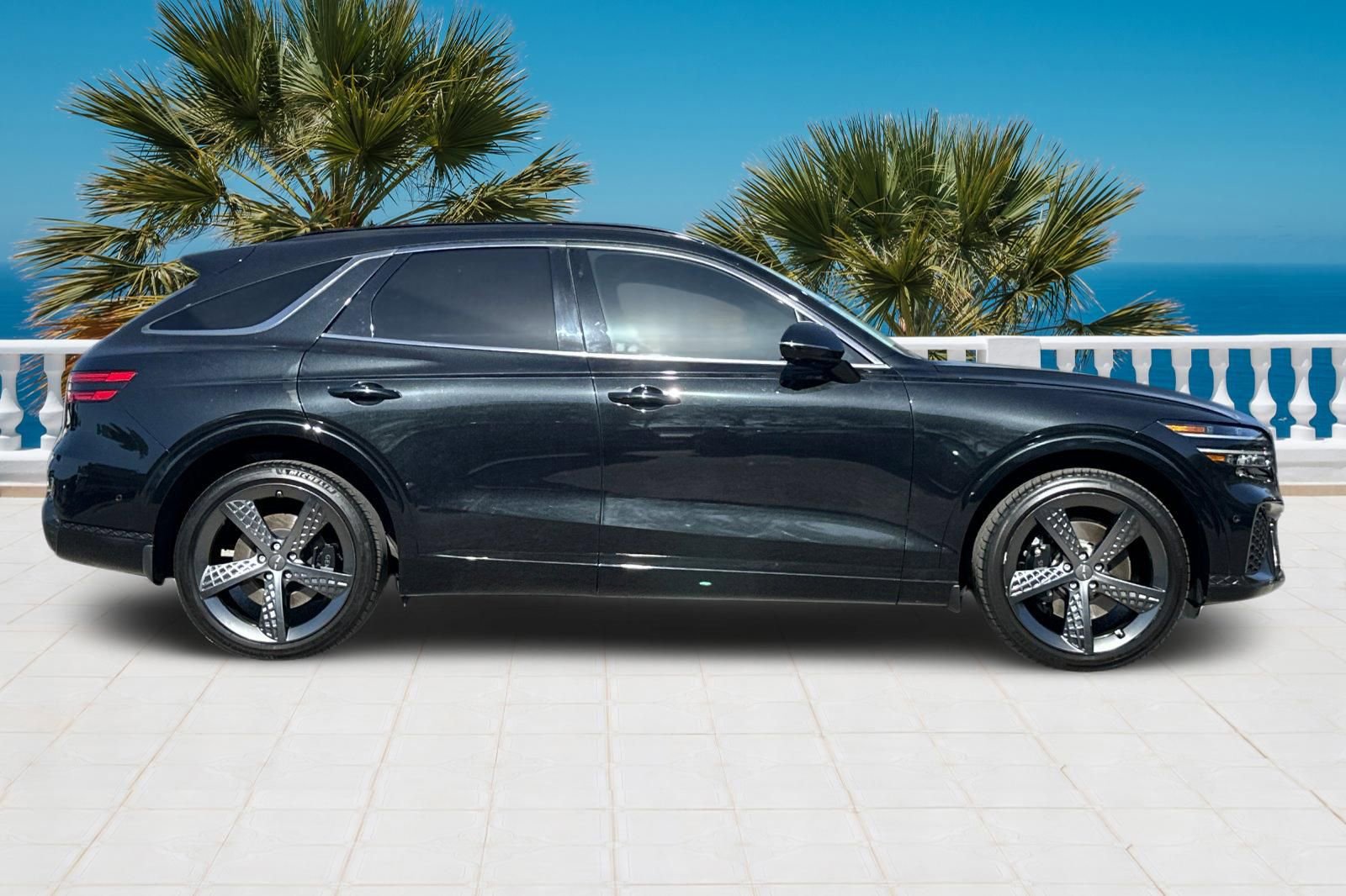 Used 2023 Genesis GV70 2.5T w/ Sport Prestige Package image 4