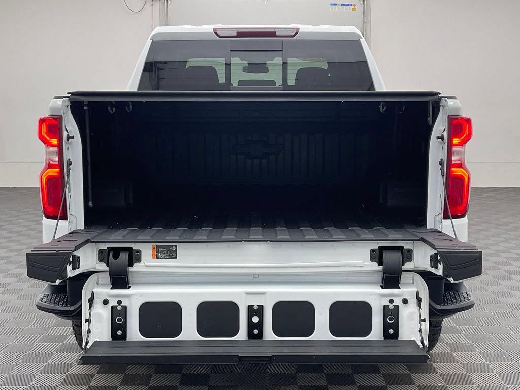 Used 2024 Chevrolet Silverado 1500 LT Trail Boss w/ Convenience Package II AWD/4WD image 10