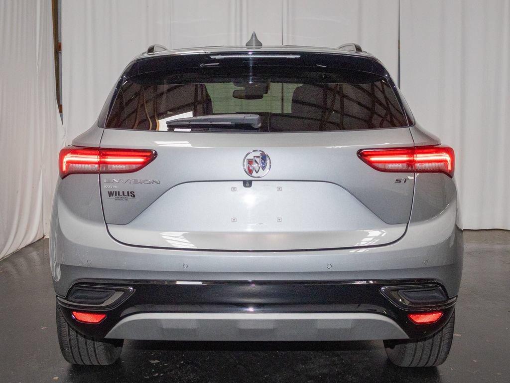 Used 2023 Buick Envision Essence w/ Sport Touring Package AWD/4WD image 3