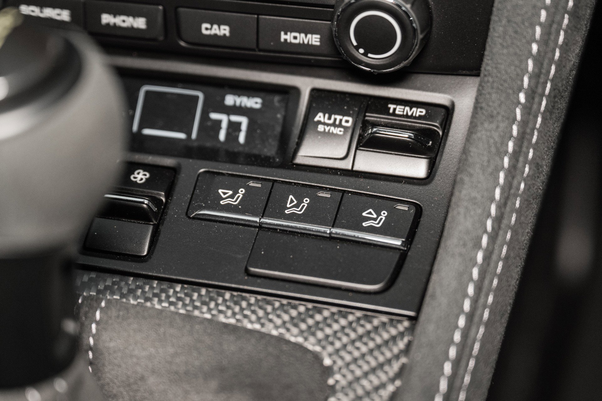 Used 2024 Porsche 718 Cayman GT4 RS image 32