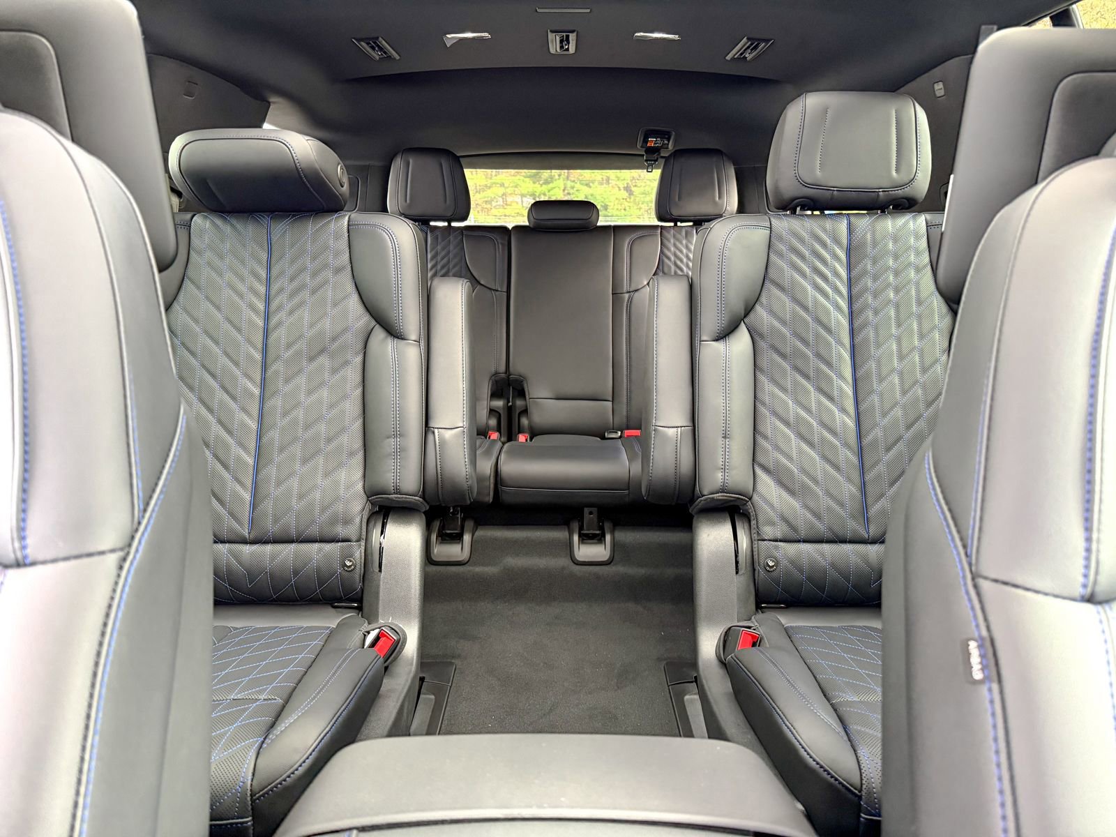 New 2026 Cadillac Escalade IQL Sport 1 w/ LPO, ONYX Package image 11