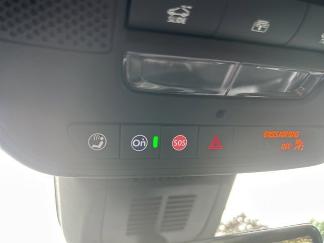 Used 2025 Chevrolet Equinox LT w/ Convenience Package II FWD image 29
