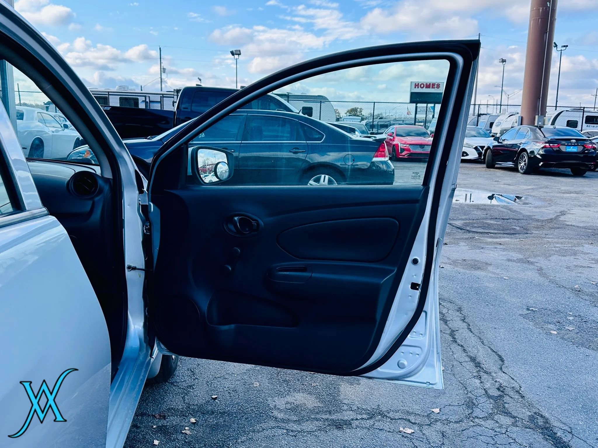 Used 2019 Nissan Versa S Plus FWD image 15
