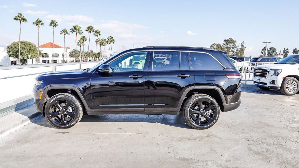 New 2026 Jeep Grand Cherokee Limited image 14
