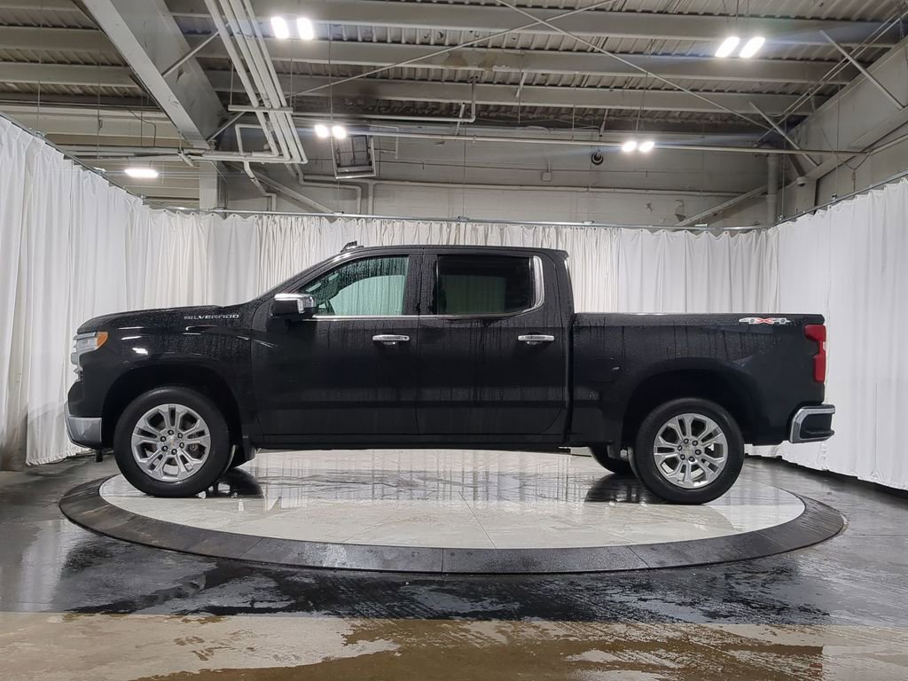 Used 2023 Chevrolet Silverado 1500 LTZ image 14