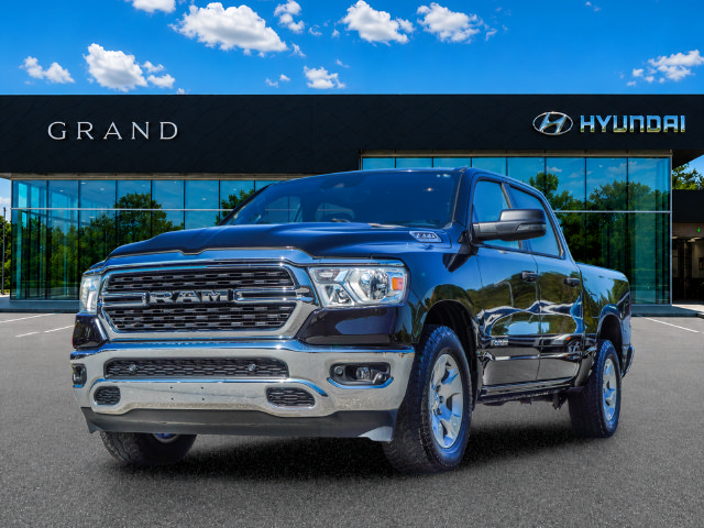 Used 2023 RAM 1500 Big Horn AWD/4WD image 2