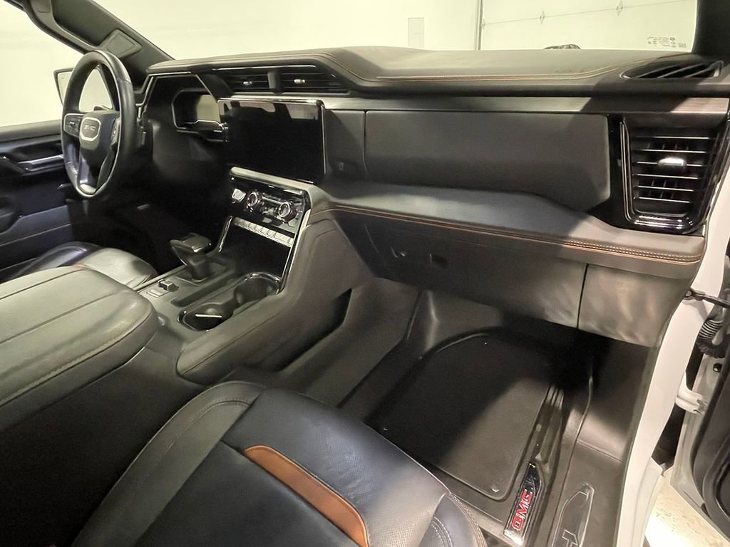 Used 2023 GMC Sierra 1500 AT4 w/ AT4 Premium Package AWD/4WD image 36