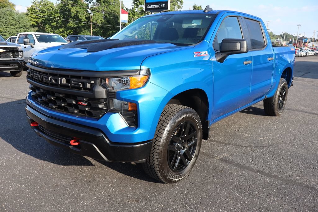 Used 2023 Chevrolet Silverado 1500 Custom Trail Boss AWD/4WD image 17