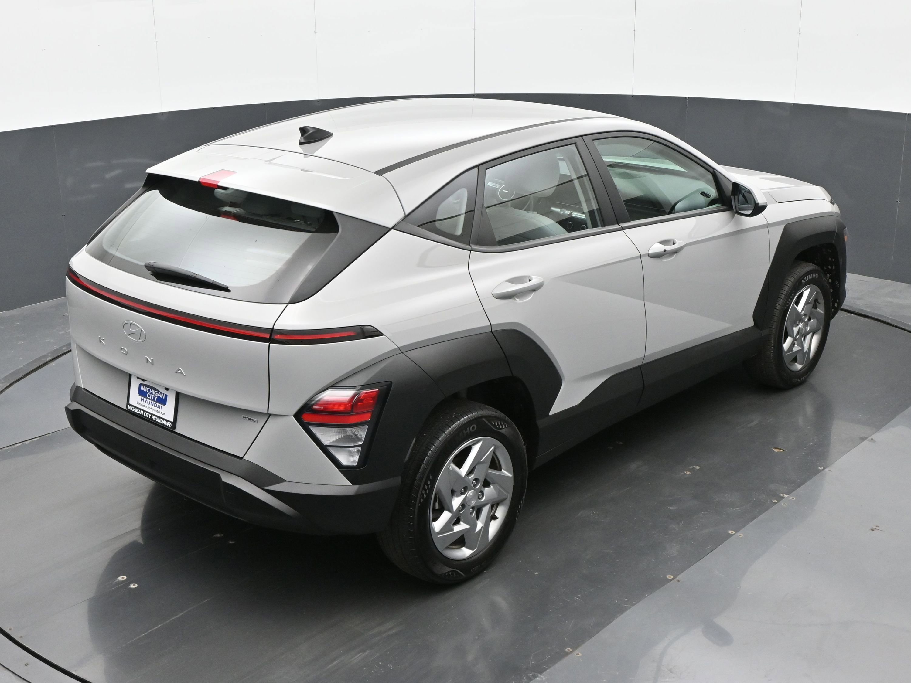 Certified 2024 Hyundai Kona SE AWD/4WD image 31
