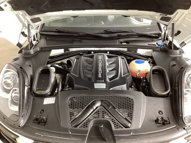 Used 2016 Porsche Macan S AWD/4WD image 24