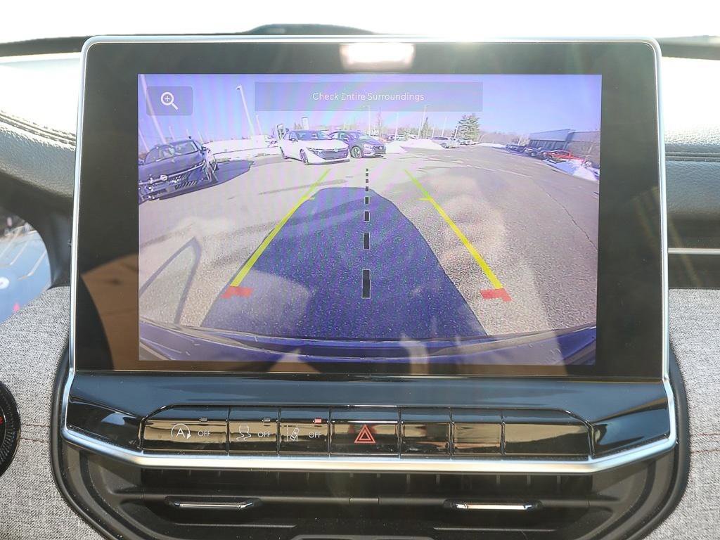 Used 2022 Jeep Compass Latitude image 16