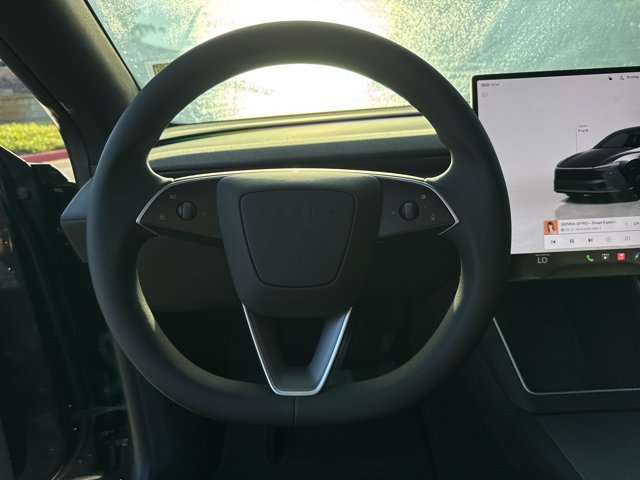 Used 2026 Tesla Model Y 2WD image 28