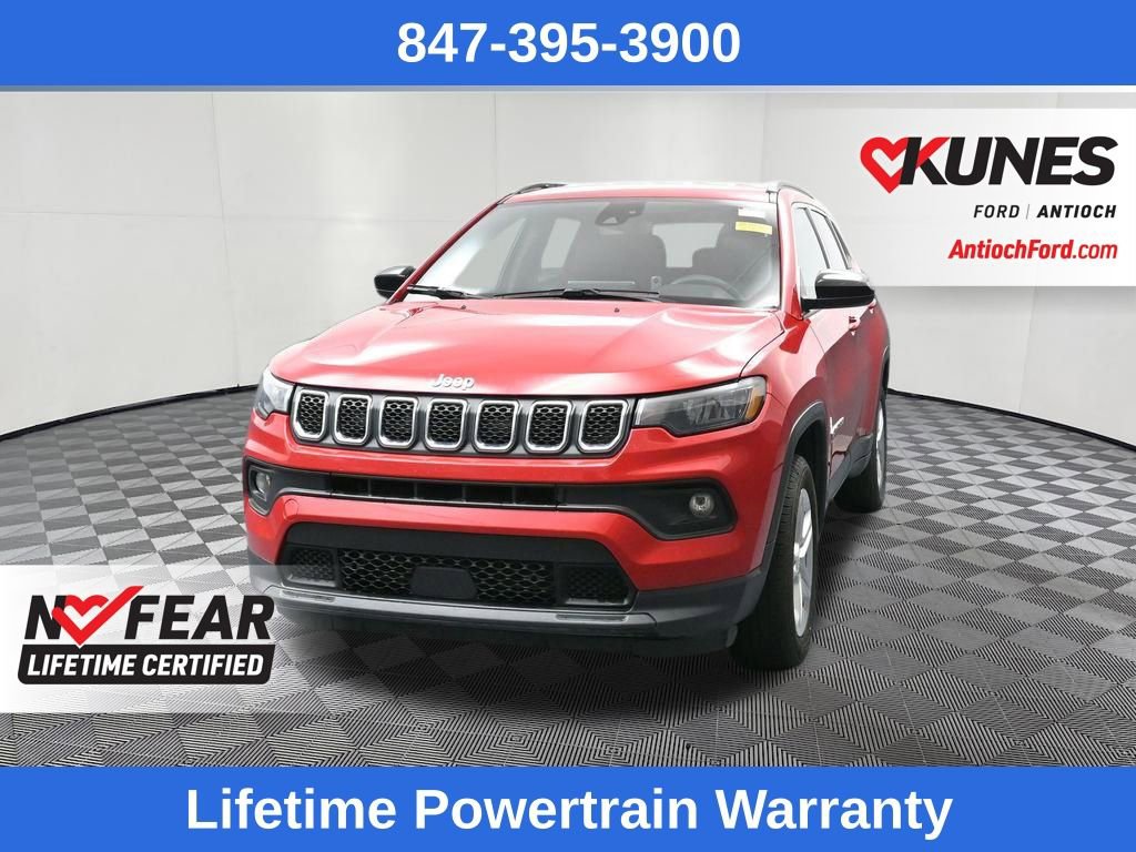 Used 2024 Jeep Compass Latitude w/ Altitude Special Edition image 4
