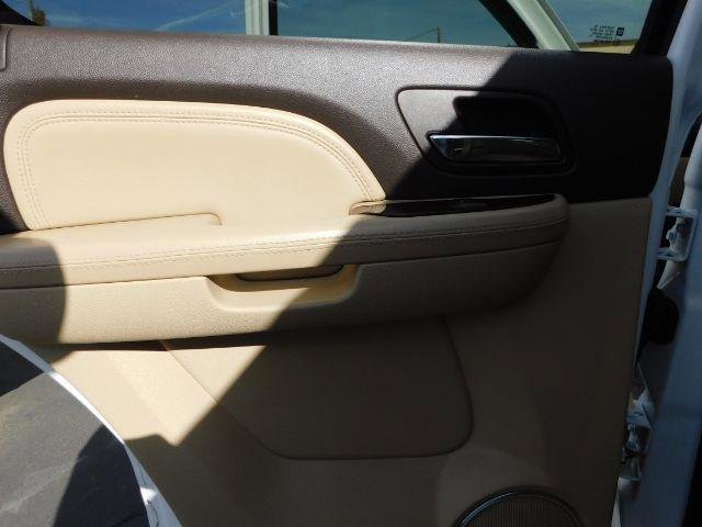 Used 2008 GMC Yukon Denali image 14