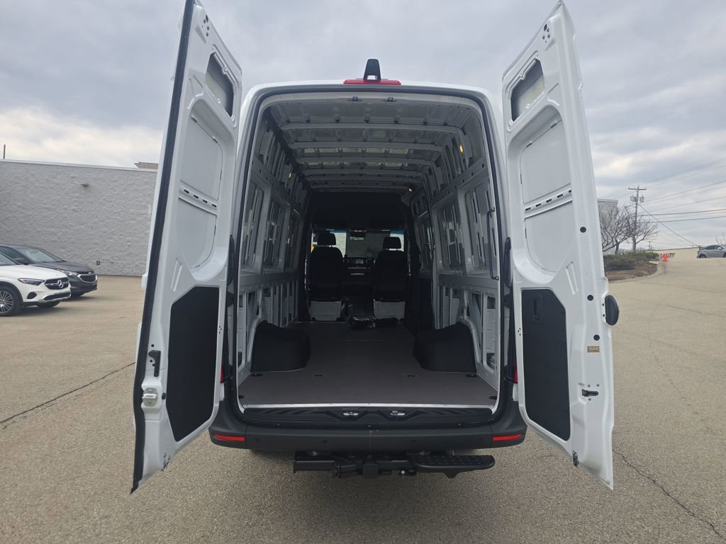 New 2026 Mercedes-Benz Sprinter 3500 image 21