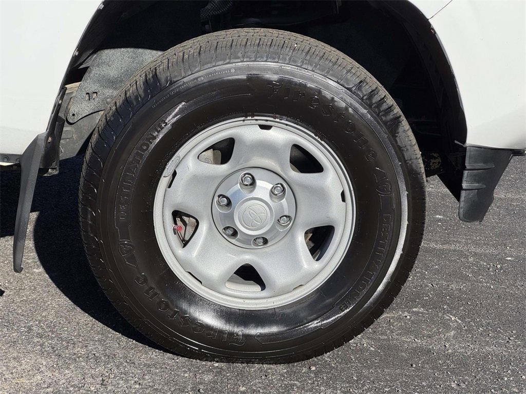 Used 2018 Toyota Tacoma SR w/ SR Convenience Package image 26