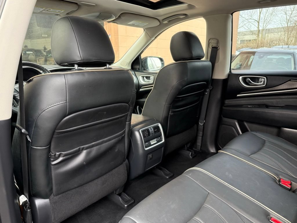 Used 2019 INFINITI QX60 Luxe w/ Essential Package AWD/4WD image 12