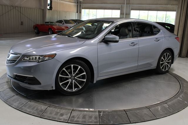 Used 2015 Acura TLX V6 w/ Technology Package FWD image 4