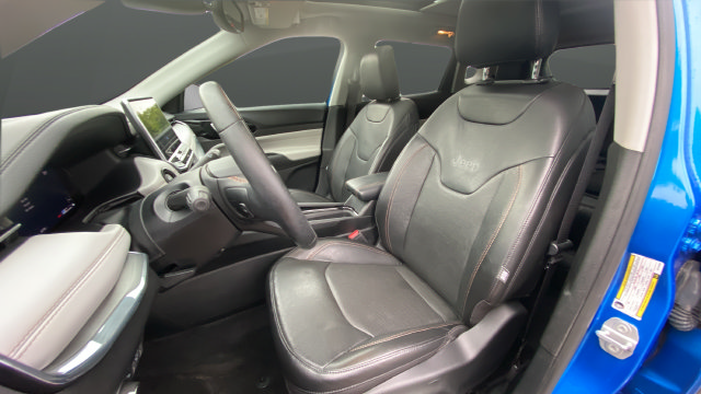 Used 2022 Jeep Compass Limited w/ Elite Group AWD/4WD image 9