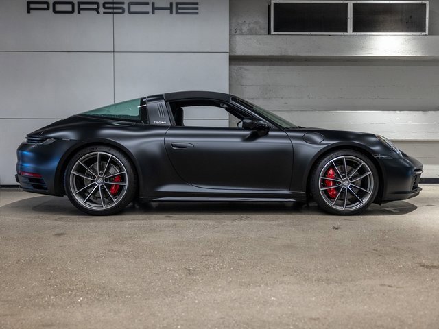 Used 2024 Porsche 911 Targa 4S w/ Premium Package image 12