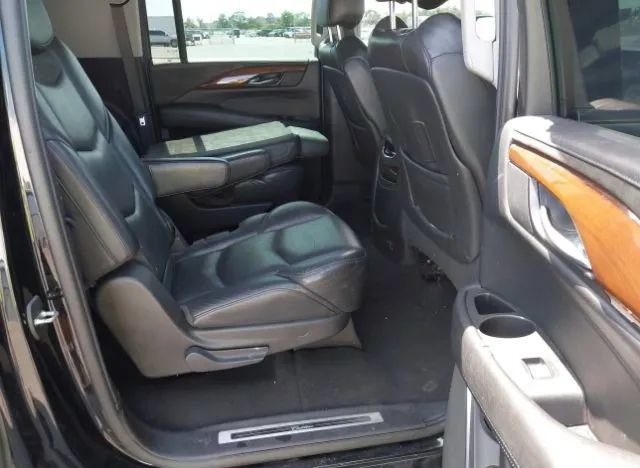 Used 2019 Cadillac Escalade ESV Premium Luxury AWD/4WD image 11