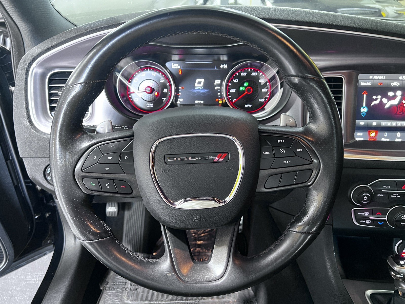 Used 2020 Dodge Charger GT RWD image 11