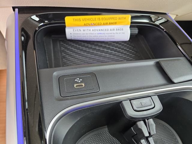 New 2026 Mercedes-Benz GLB 250 4MATIC image 15