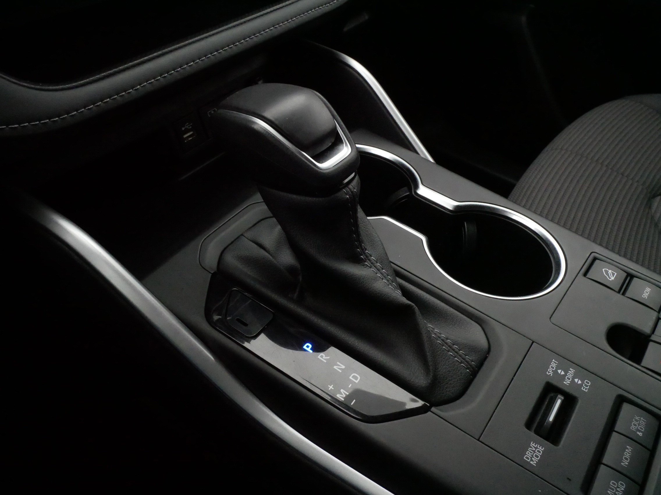 Certified 2024 Toyota Highlander LE image 29