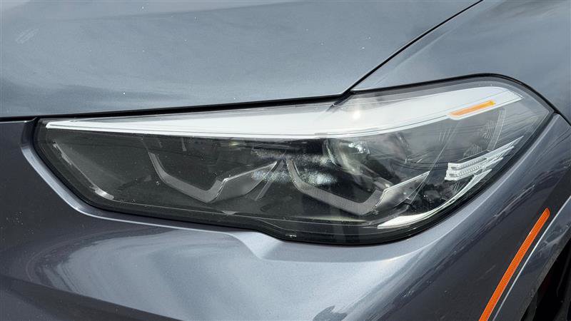 Used 2022 BMW X5 M50i AWD/4WD image 12