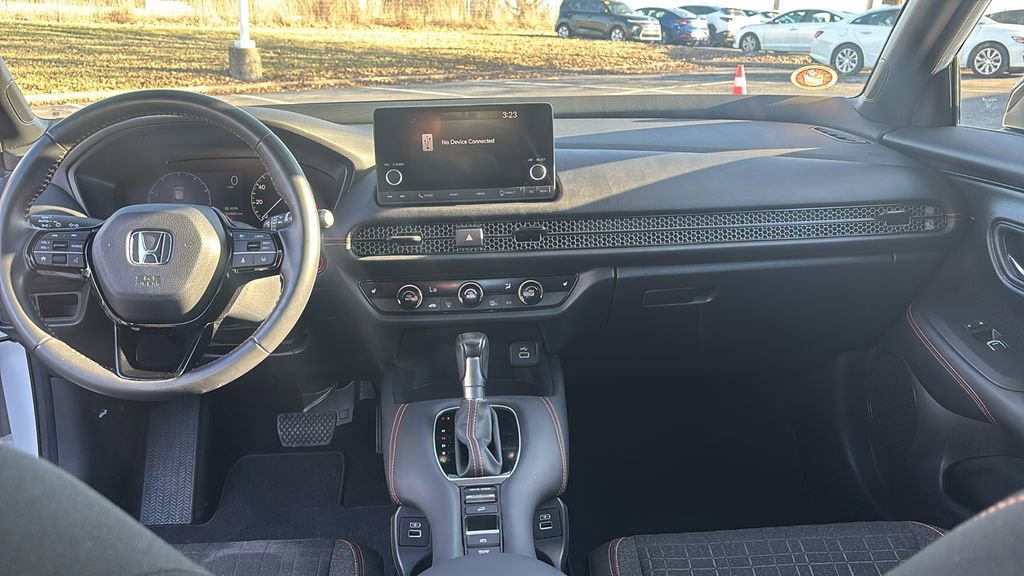 Used 2023 Honda HR-V Sport image 12
