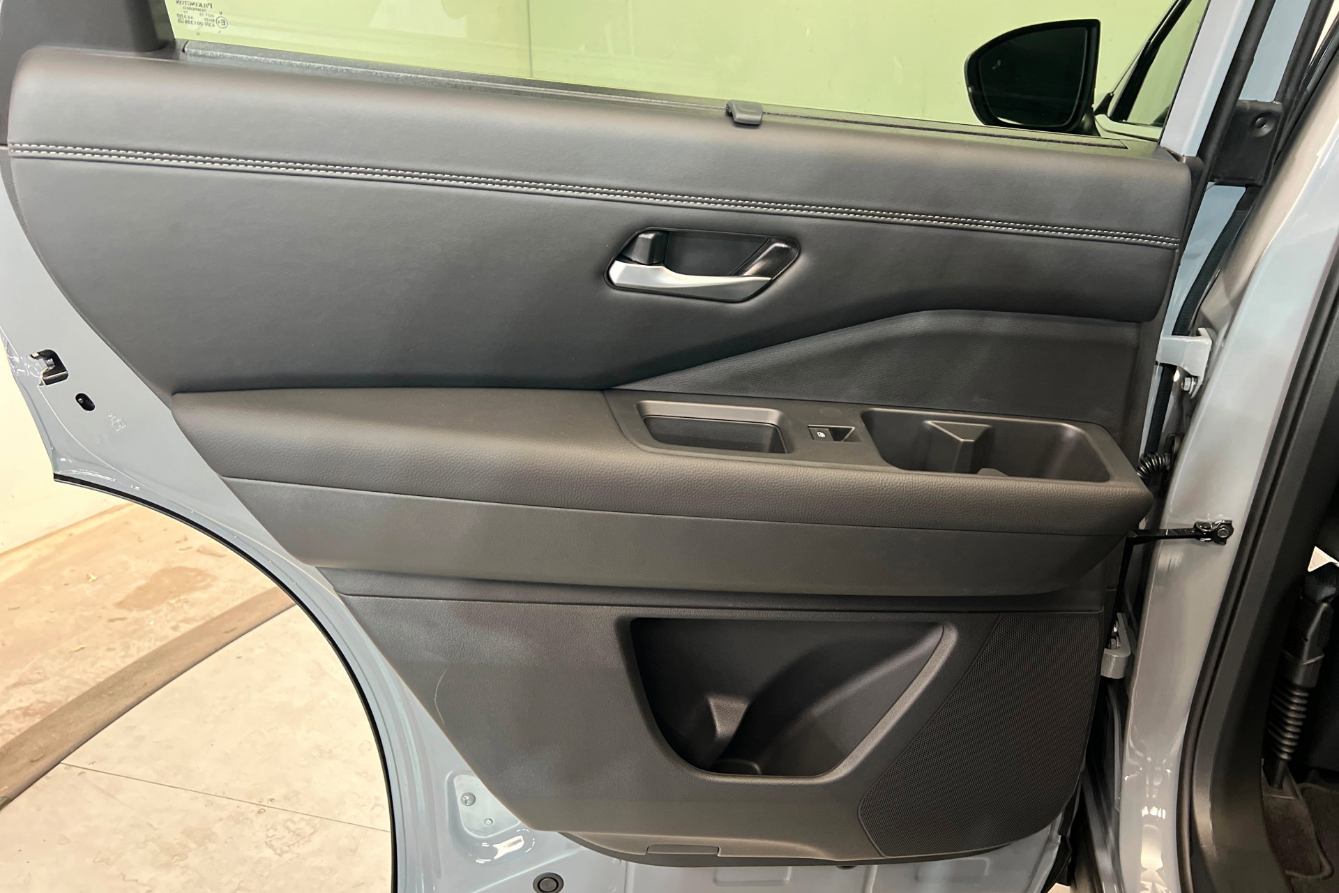 New 2026 Nissan Pathfinder Platinum image 18