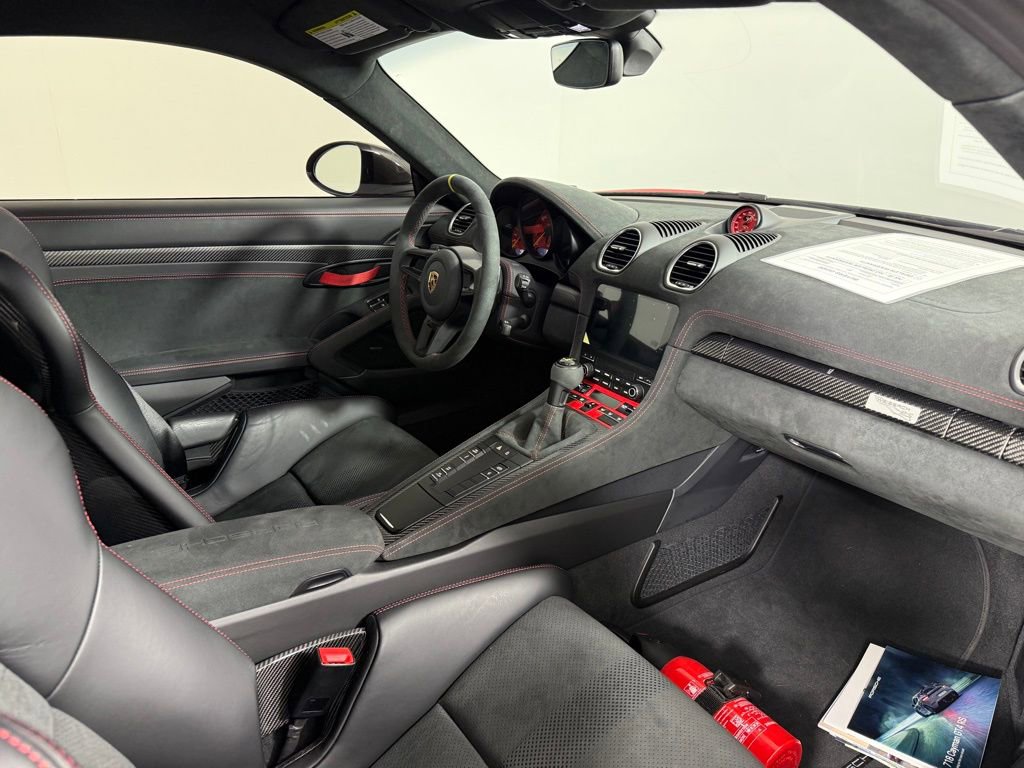 Certified 2025 Porsche 718 Cayman GT4 RS image 15