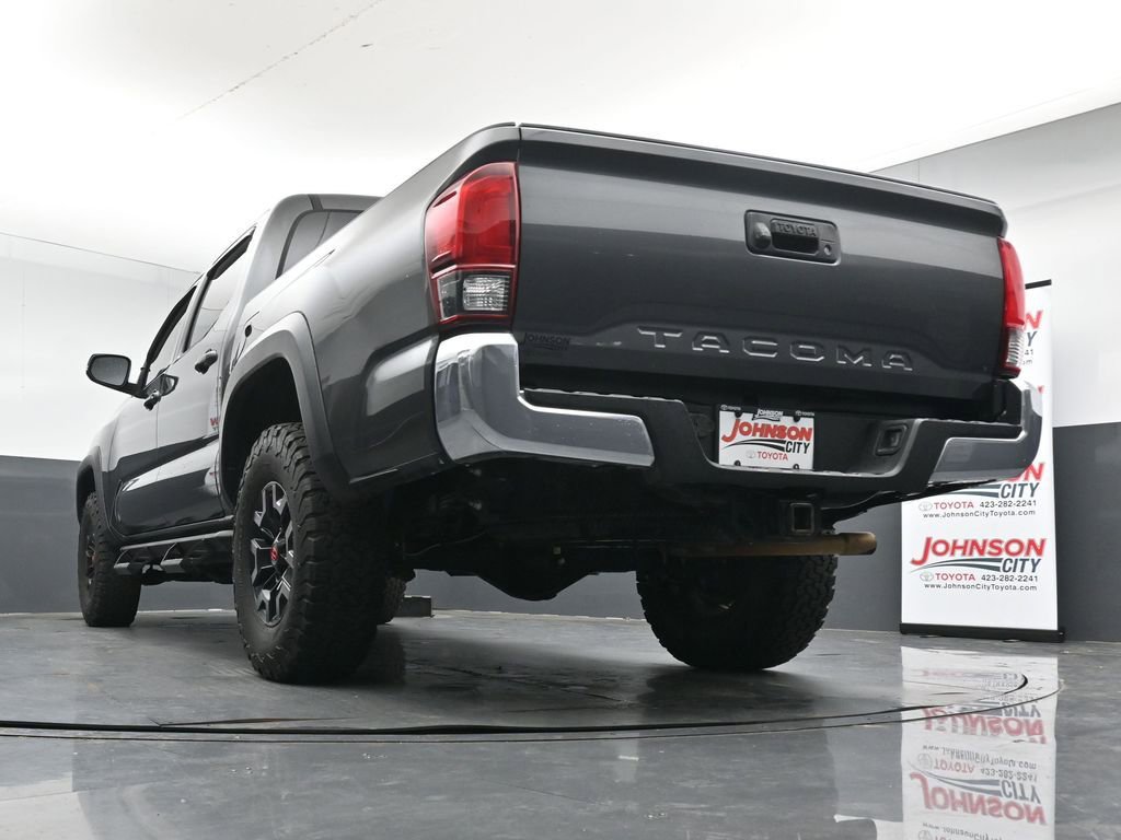 Used 2019 Toyota Tacoma TRD Off-Road AWD/4WD image 37