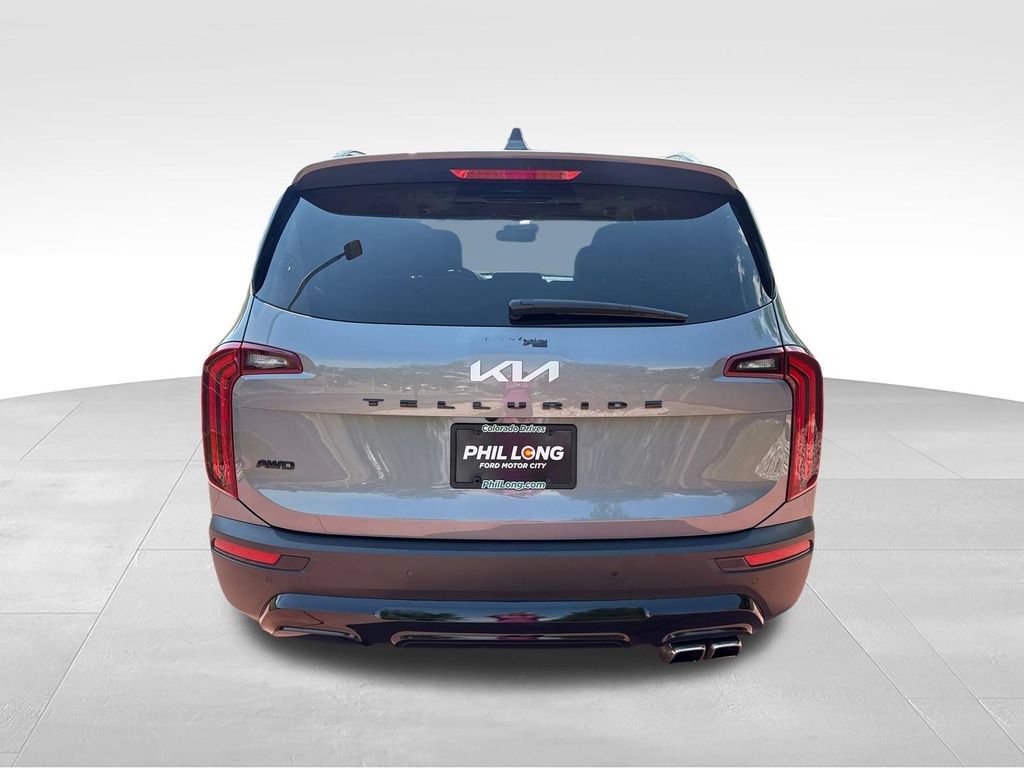 Used 2022 Kia Telluride SX w/ SX Prestige Package AWD/4WD image 7