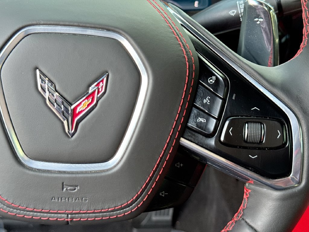 Used 2025 Chevrolet Corvette Stingray Preferred Conv w/ Z51 Performance Package RWD image 18