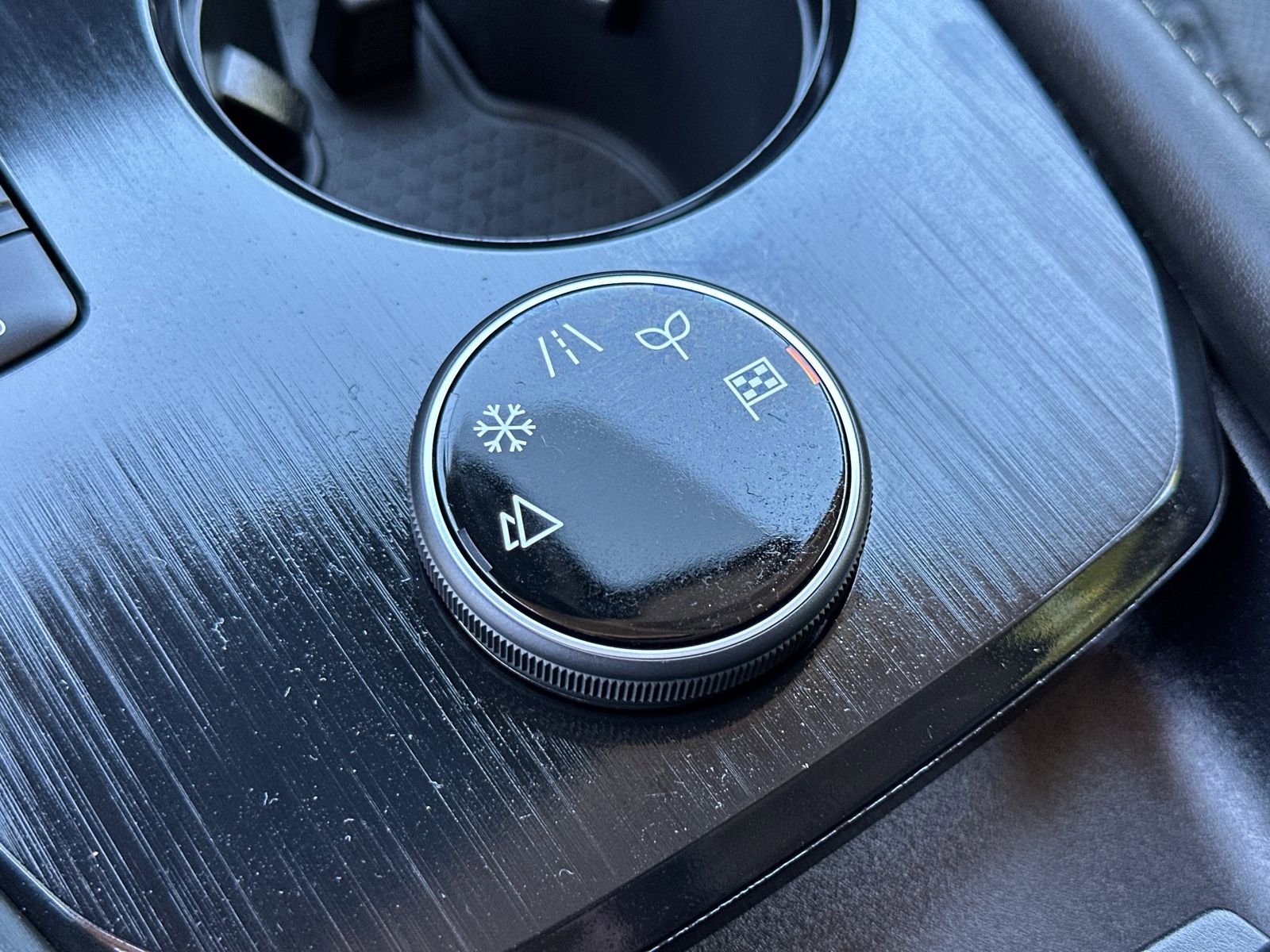 Used 2024 Nissan Rogue Platinum w/ Platinum Premium Package image 33