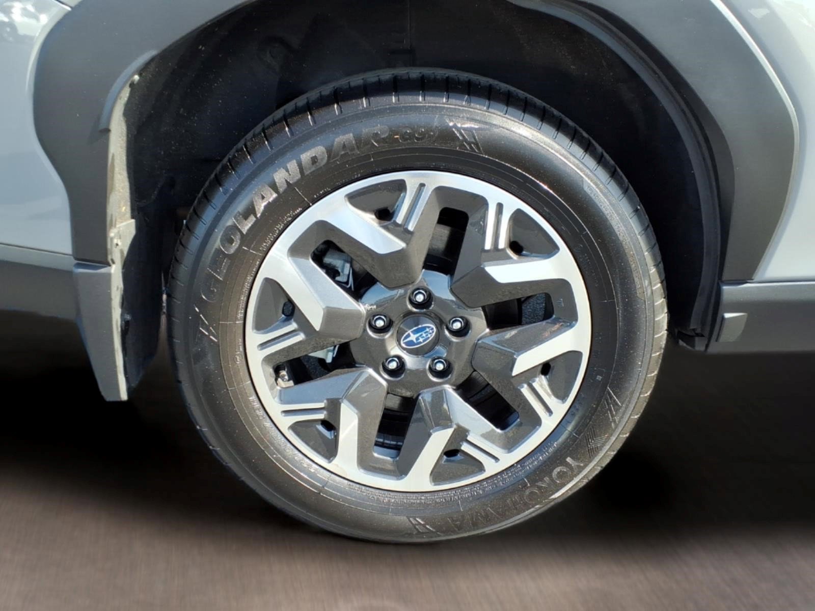 Certified 2025 Subaru Forester Premium image 26