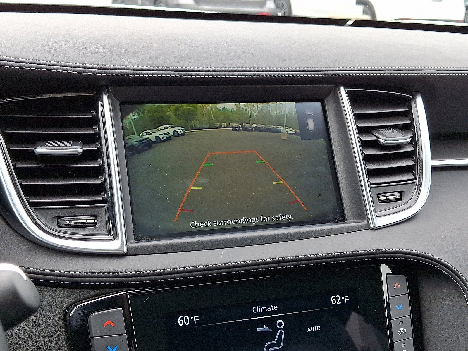 Used 2024 INFINITI QX55 Luxe w/ Cargo Package AWD/4WD image 19