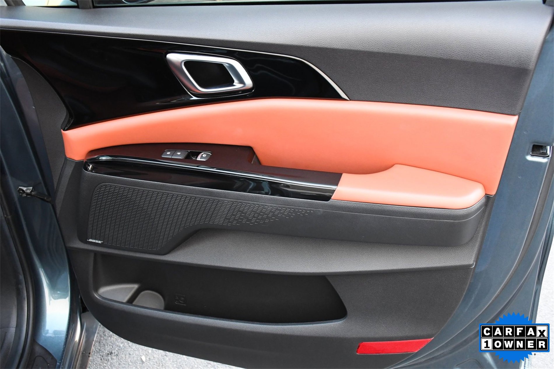 Used 2022 Kia Carnival SX Prestige image 19