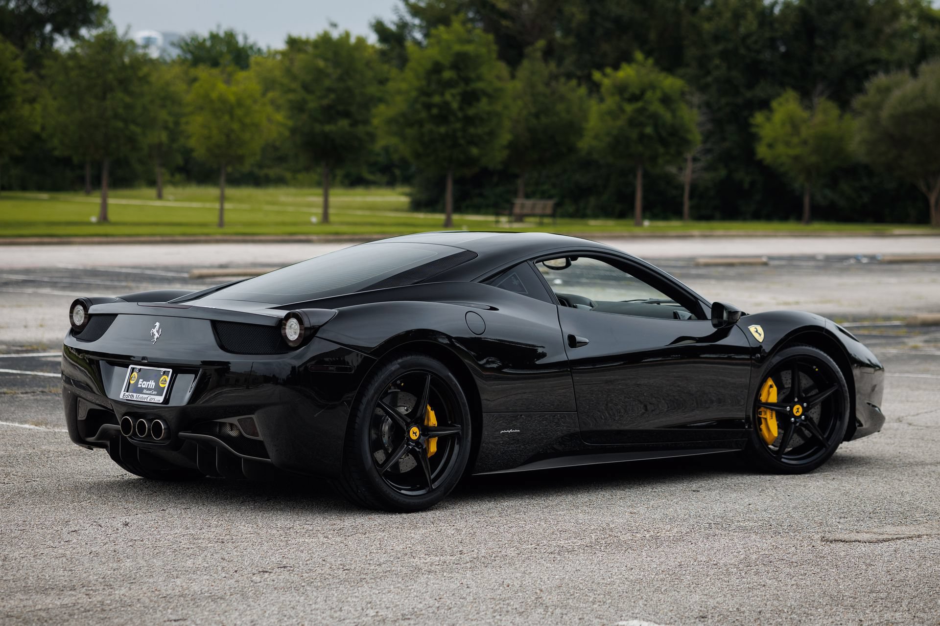 Used 2012 Ferrari 458 Italia Coupe RWD image 9