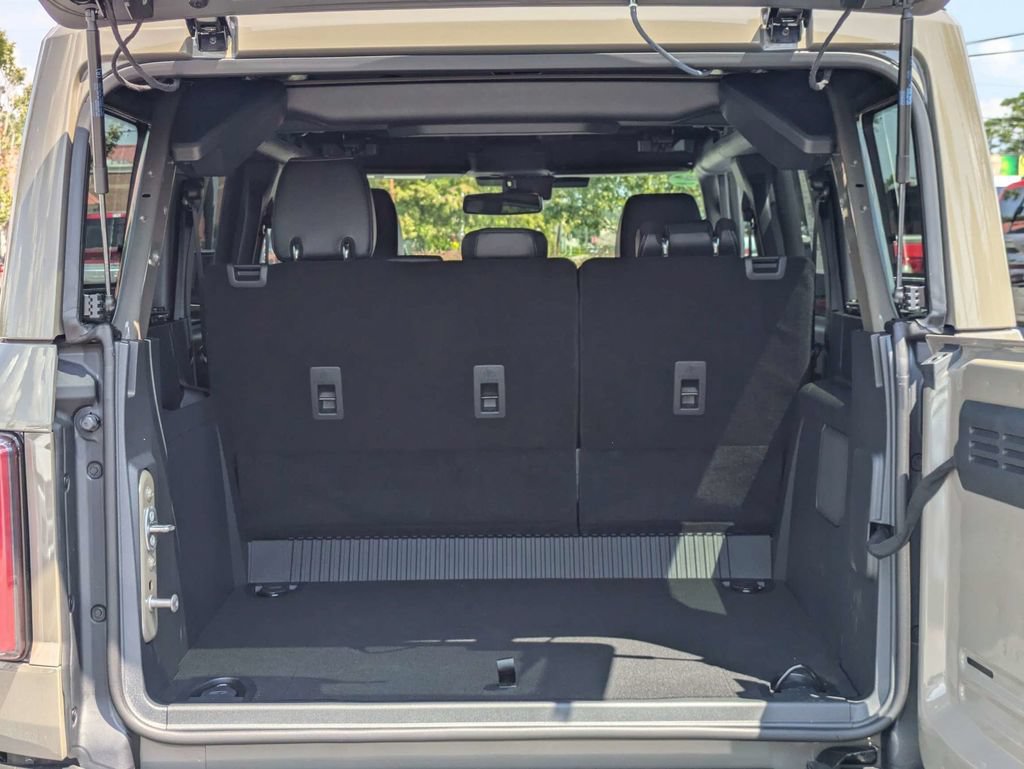 New 2026 Ford Bronco Outer Banks AWD/4WD image 13