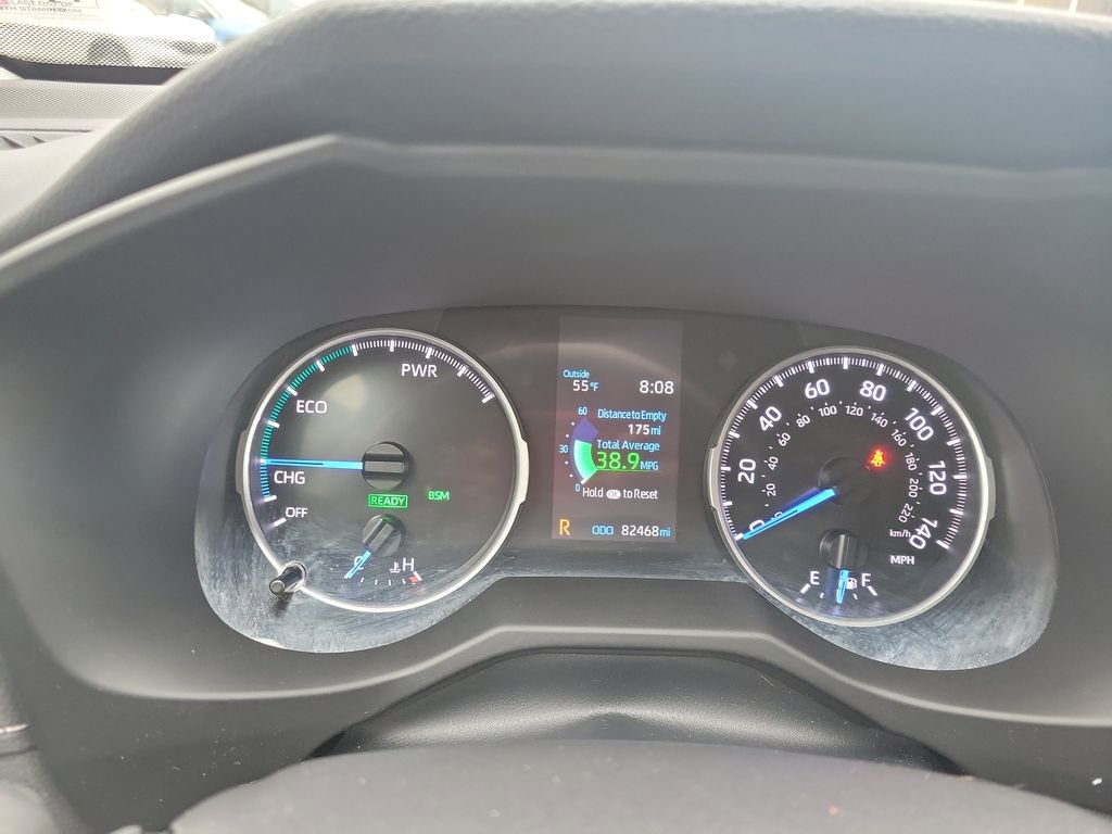 Certified 2021 Toyota RAV4 XLE Premium image 33