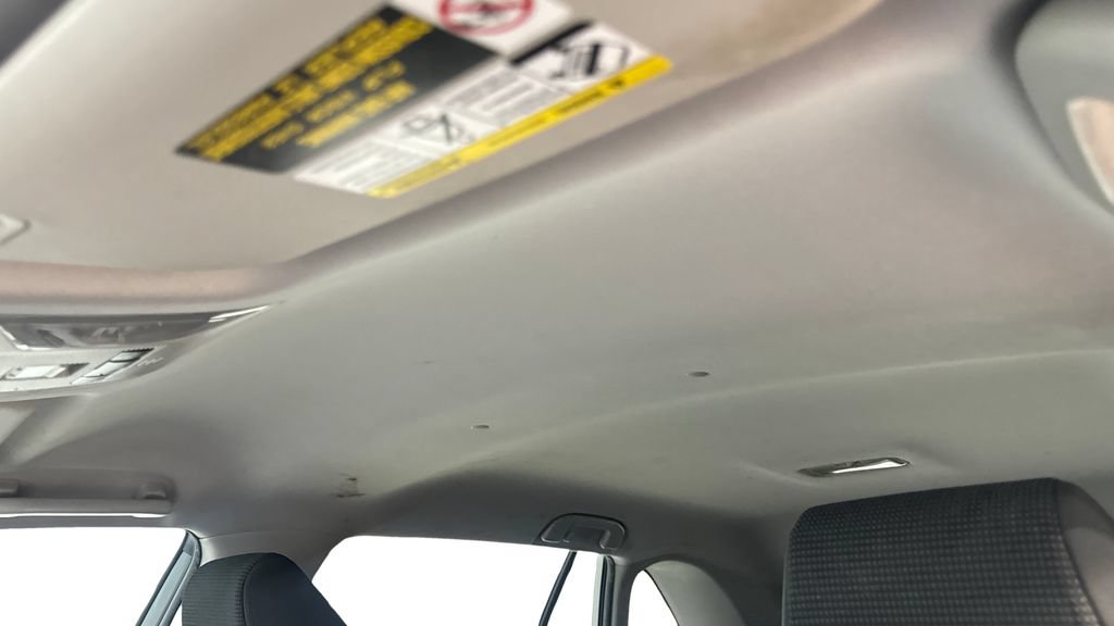 Used 2021 Toyota RAV4 LE FWD image 70