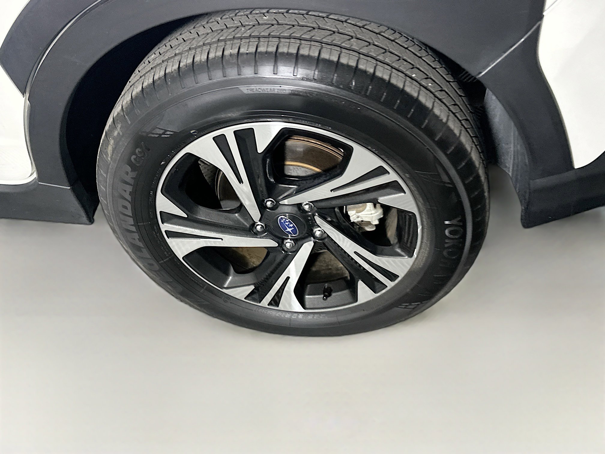 Used 2024 Subaru Crosstrek 2.0i Premium image 11