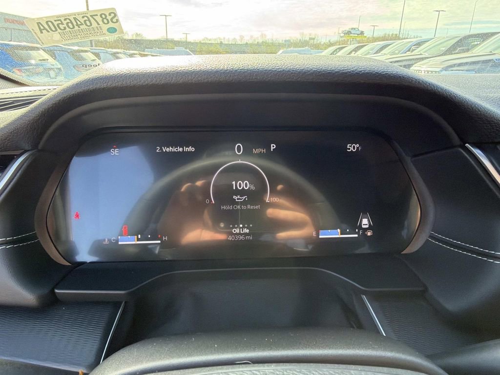 Used 2023 Jeep Grand Cherokee L Laredo image 29