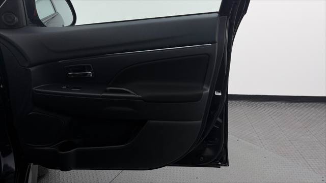 Used 2024 Mitsubishi Outlander Sport LE AWD/4WD image 23