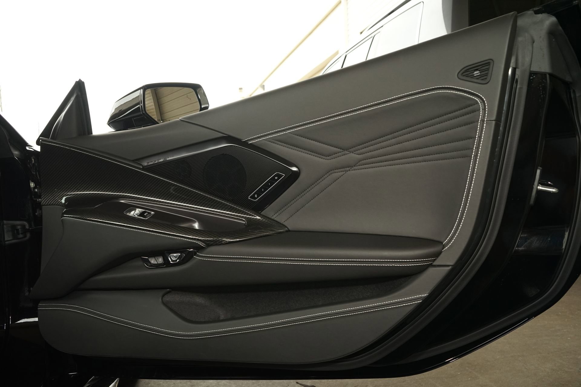 Used 2026 Chevrolet Corvette Z06 w/ Stealth Interior Trim Package RWD image 26