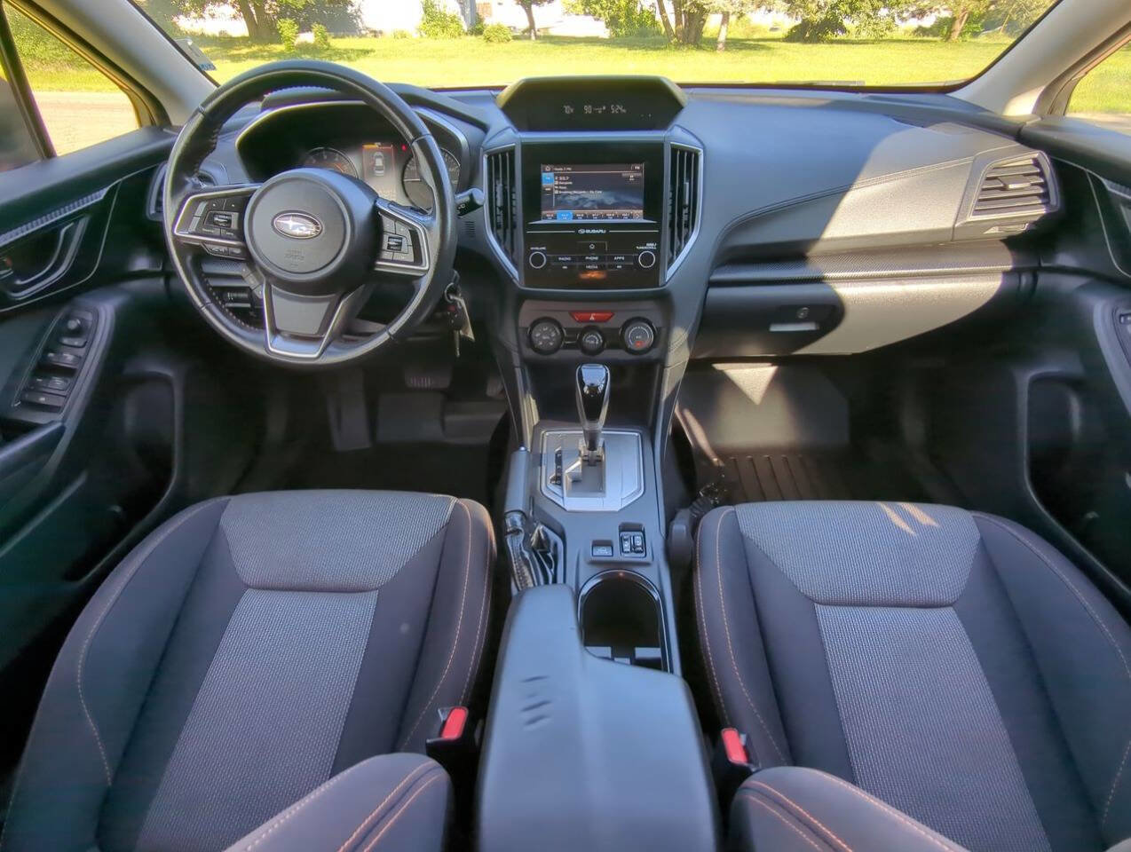 Used 2018 Subaru Crosstrek 2.0i Premium w/ Eyesight System image 18