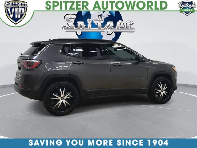 Used 2019 Jeep Compass Latitude AWD/4WD image 10